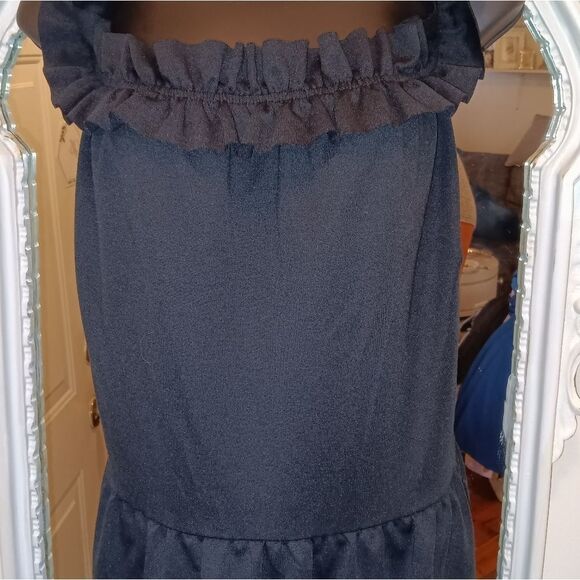 Black Ruffled Off-the-Shoulder Dress - Picture 4 of 13
